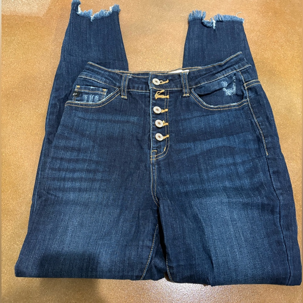 KanCan Skinny Jeans Distressed Hem